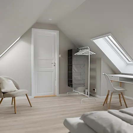 Homerentals L 120sqm Mid-central - King Beds - 500mbps Wi-fi 베르겐