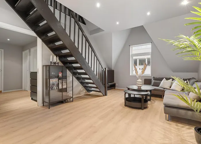 아파트 Homerentals L 120sqm Mid-central - King Beds - 500mbps Wi-fi